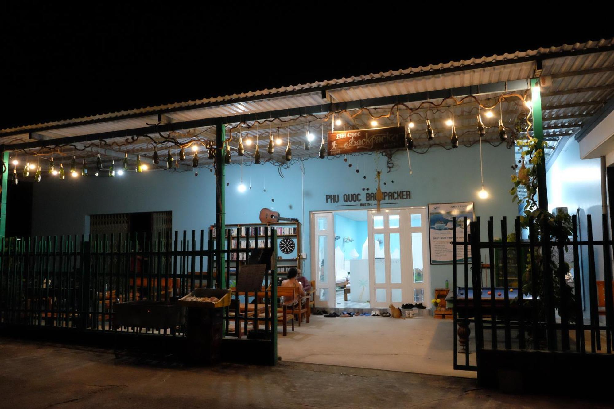 Phu Quoc Backpacker旅舍 外观 照片